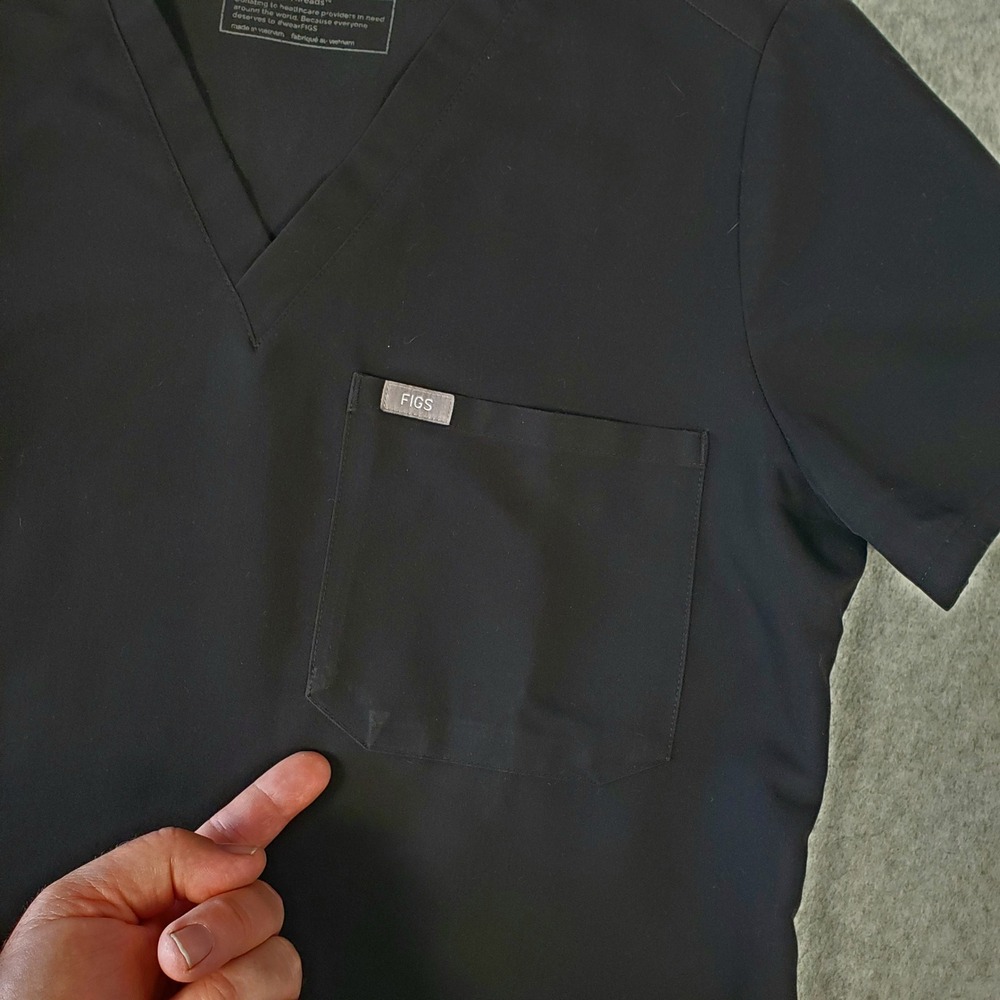 Figs Catarina Technical Collection V-Neck Scrub Top Black Women's Medium - Picture 2 of 10
